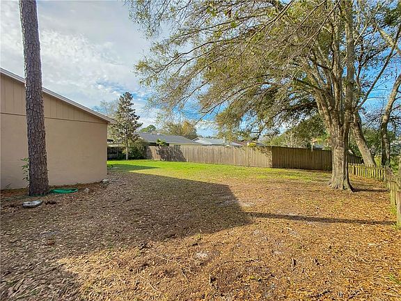 4th image of 4611 Grainary Ave