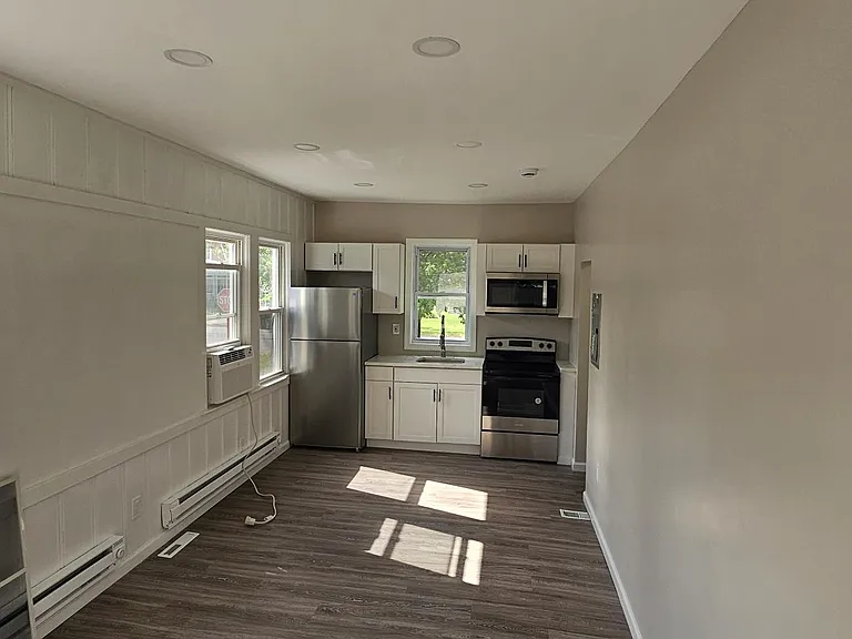 308 Pennington Ave #B — Photo 3