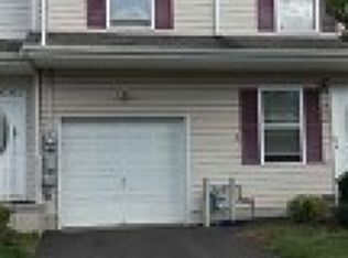 313 N 3rd Ave, Manville, NJ