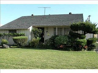 1st image of 11622 Blythe St