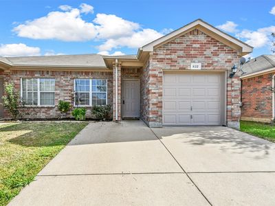 832 Walnut St, Burleson, TX, 76028