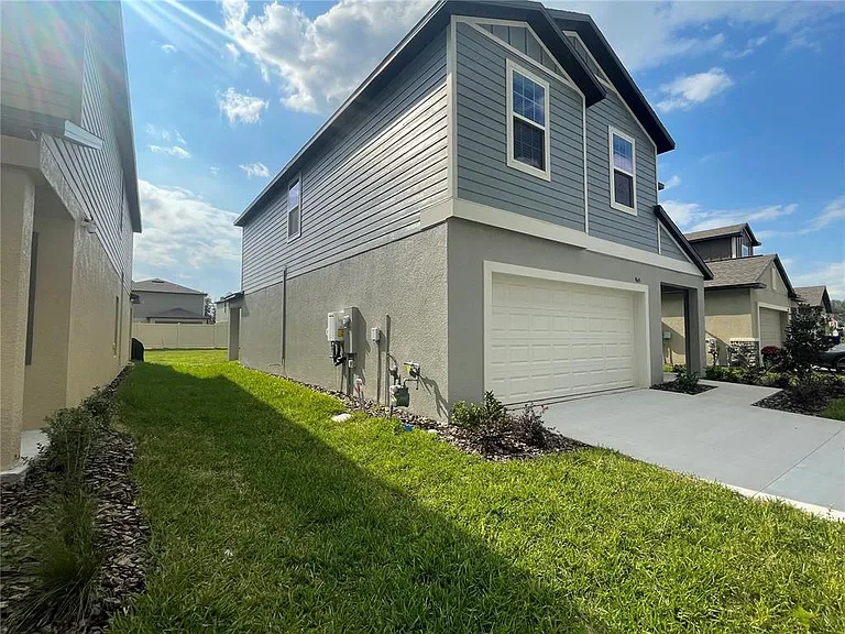 9645 Carabiner Way — Photo 3