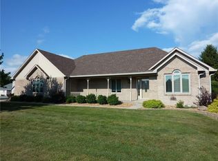 305 Fawn View Ln, Greencastle, IN