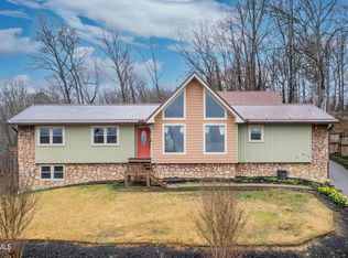 932 Clearwood Ave, Kingsport, TN 37660