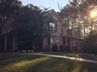 400 Saint Regis Dr, Oxford, GA 30054