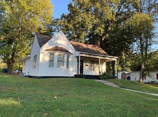 116 Elm St, Martin, TN 38237
