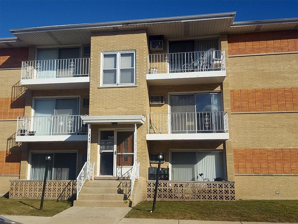 2nd image of 7121 34th St APT 4