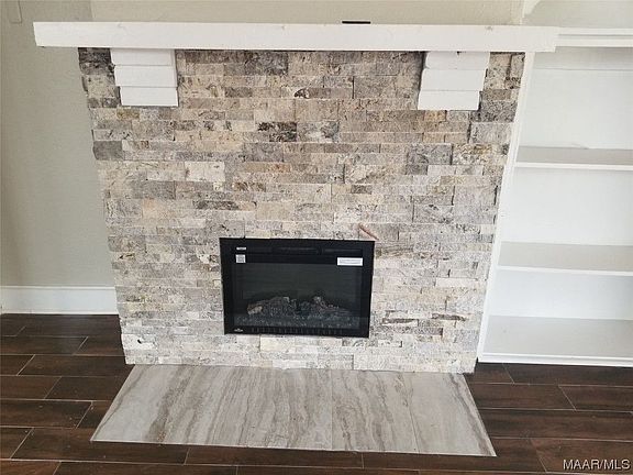 2nd image of 333 S Capitol Pkwy #3