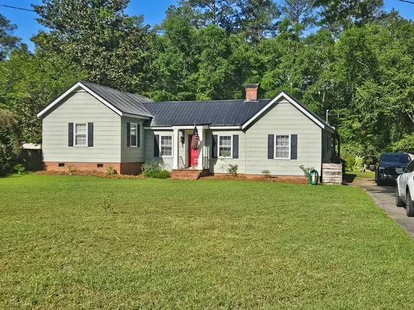 1403 7th St NW, Cairo, GA 39828