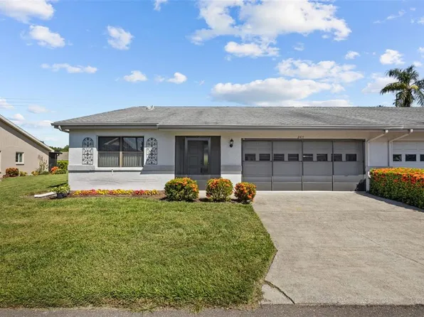 2411 Lancaster Dr, Sun City Center, FL 33573