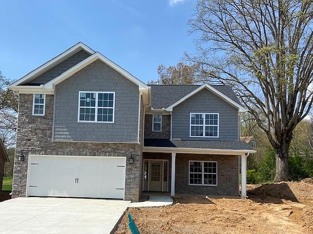 1st image of 392 Britts Dr
