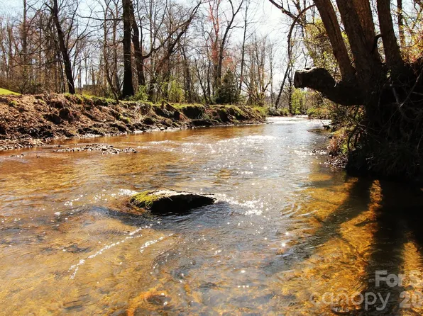 0 School House Rd, Mills River, NC 28759