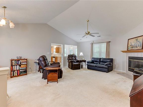 2nd image of 2416 Cherry Blossom Dr