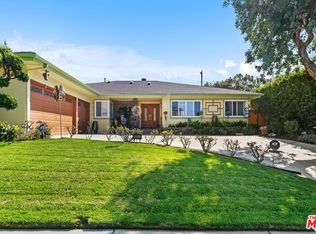 5550 W 63rd St, Los Angeles, CA 90056