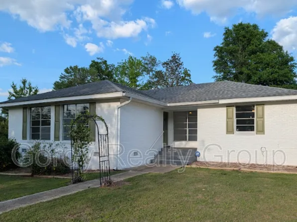 2994 Madison St, Marianna, FL 32446