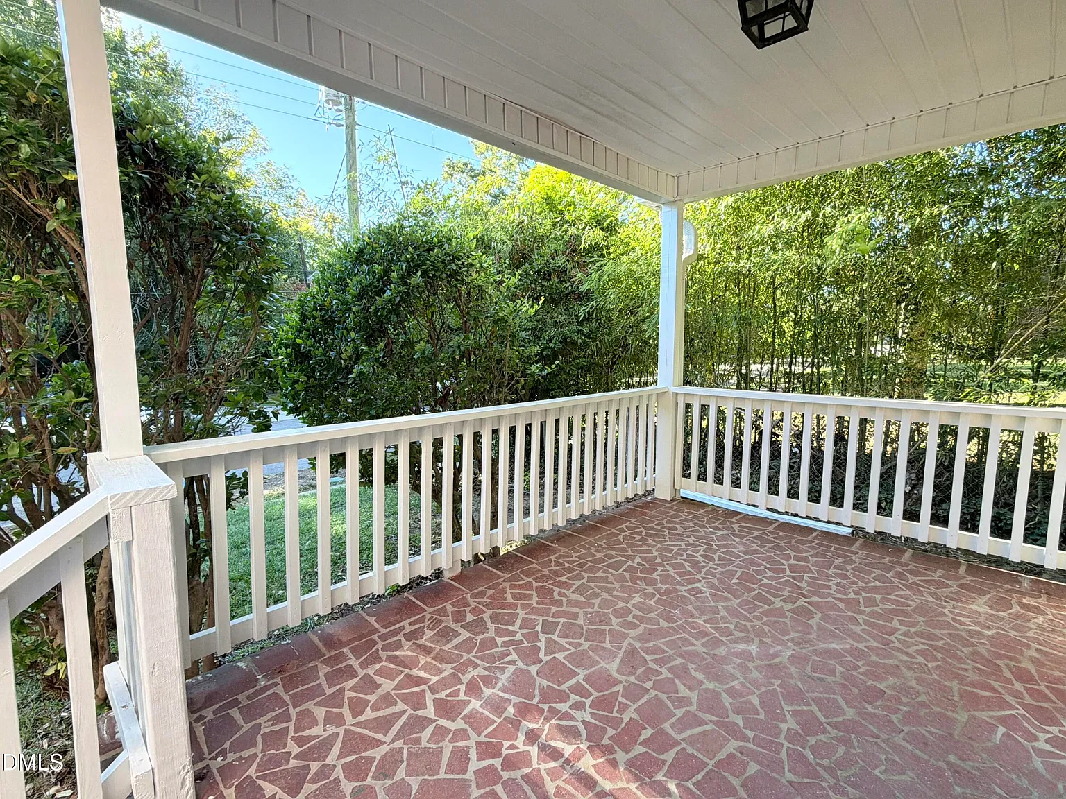 3 bed, 1.5 bath, 1500 sqft, $1,695 — Photo 4
