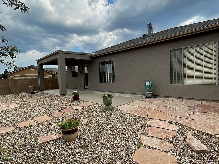5649 N Bentley Ct — Photo 6