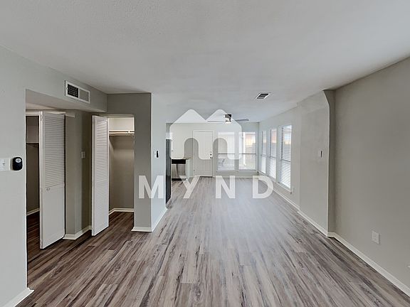 2nd image of 2808 Shady Grove Dr