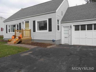 16 Cresthill Dr, Whitesboro, NY, 13492