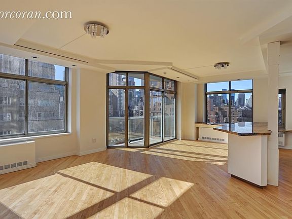 4th image of 188 E 64th St APT 1402