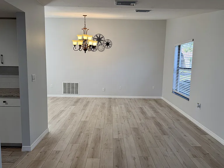 8434 Cypress Lake Cir — Photo 8