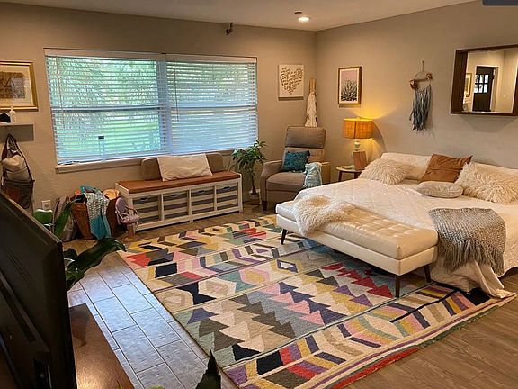 5th image of 5050 1st Ave S APT 1