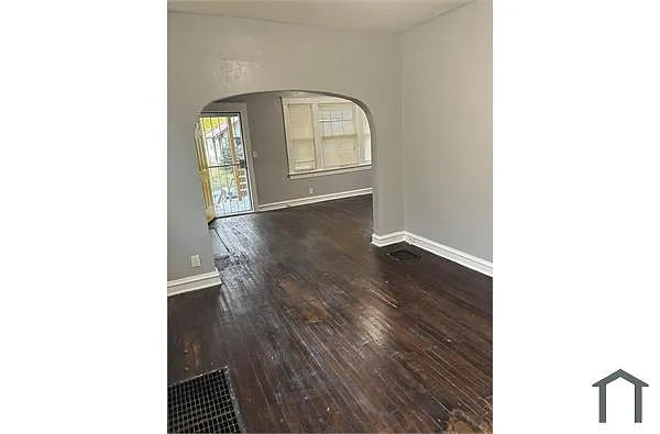 Building Photo - 4541 Park Ave