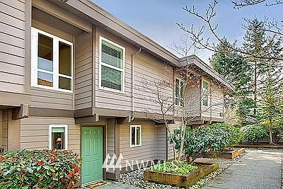 1st image of 10015 NE 12th Street