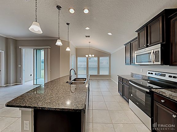5th image of 1351 Nochaway Dr