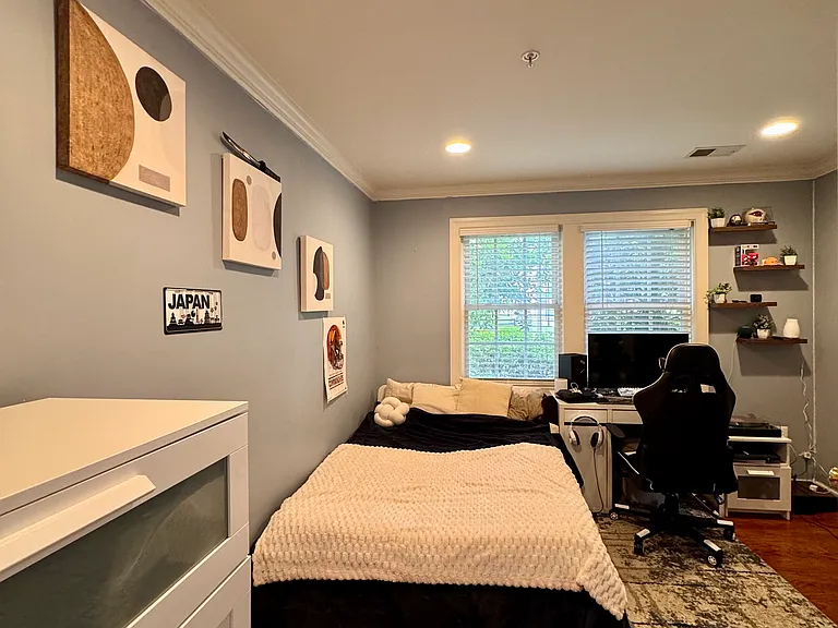 3670 Carriage Hill Dr — Photo 26