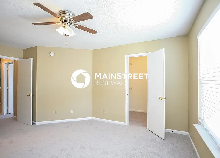 4420 Courtfield Dr — Photo 9