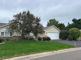 936 Golden Pond Ct, Buffalo, MN 55313