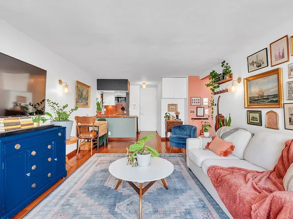 225 E 57th St APT 14A, New York, NY 10022