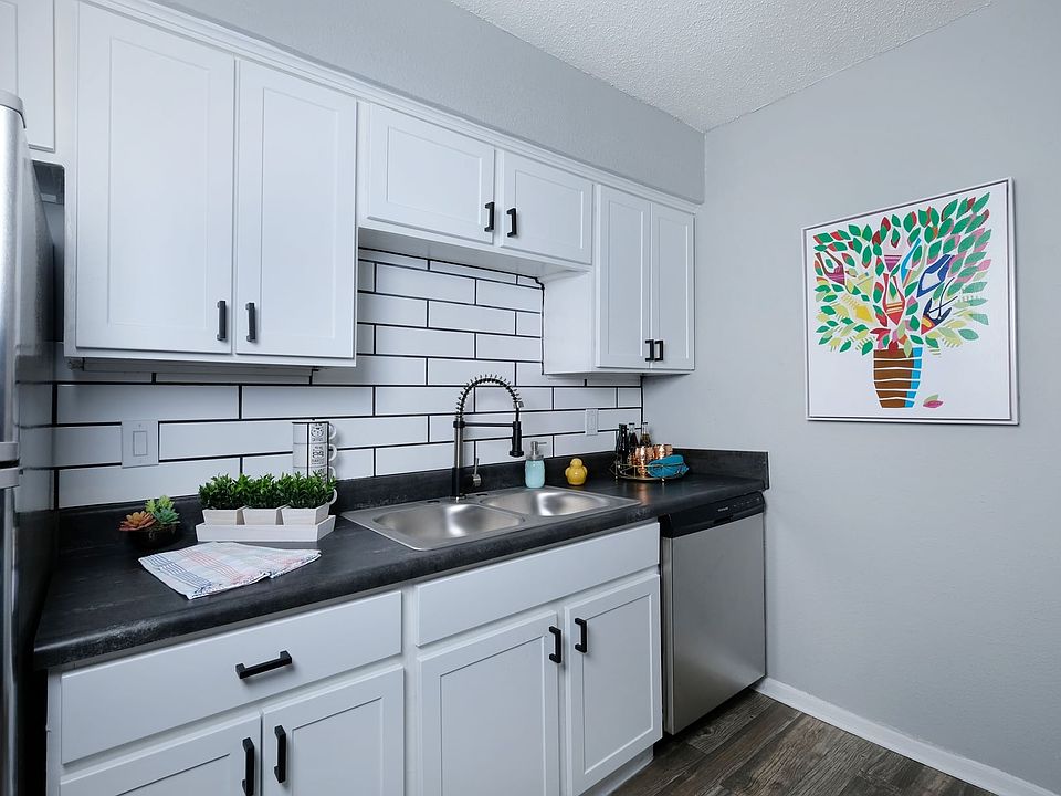 Stadium 700 - Kitchen