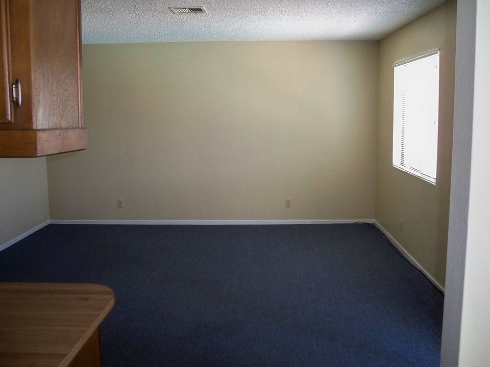 1st image of 4300 N Lamont St APT 237