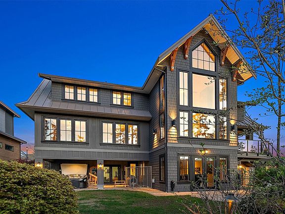 2nd image of 1468 Pebble Pl