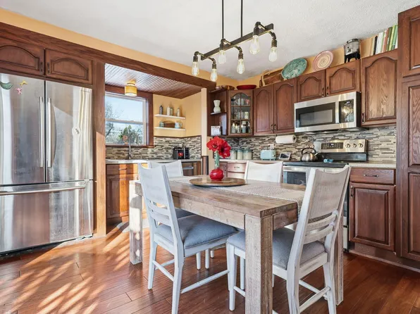 2455 Woodale Dr, Mounds View, MN 55112