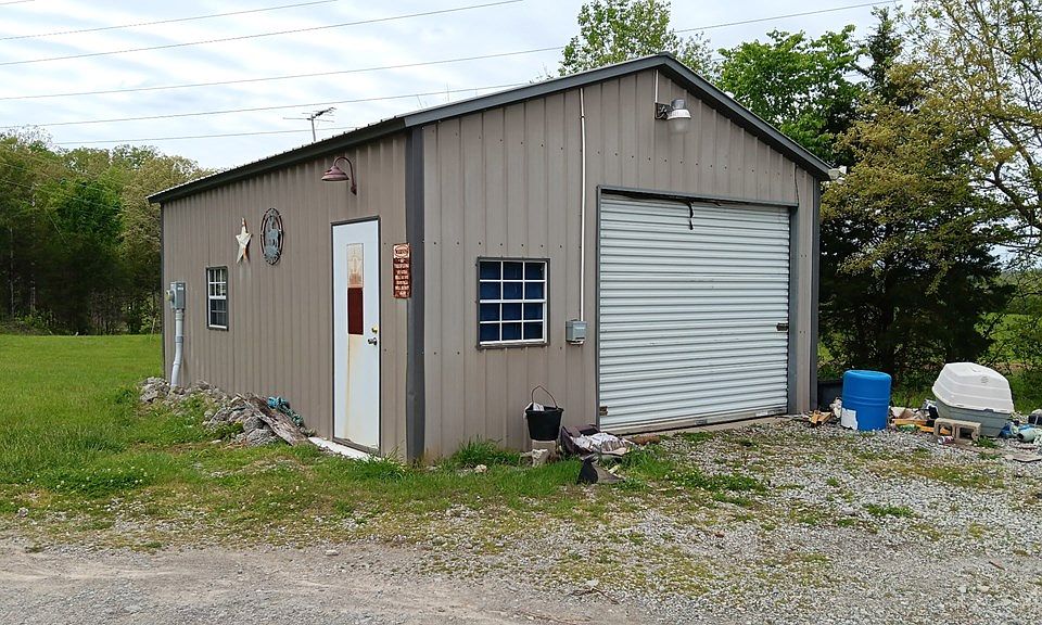 2nd image of 1310 Flat Run Rd
