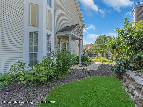 2nd image of 1401 King George Lane #1485