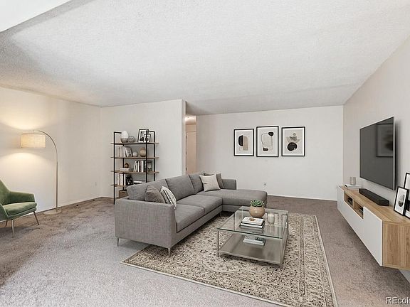 3rd image of 2 Adams Street #910