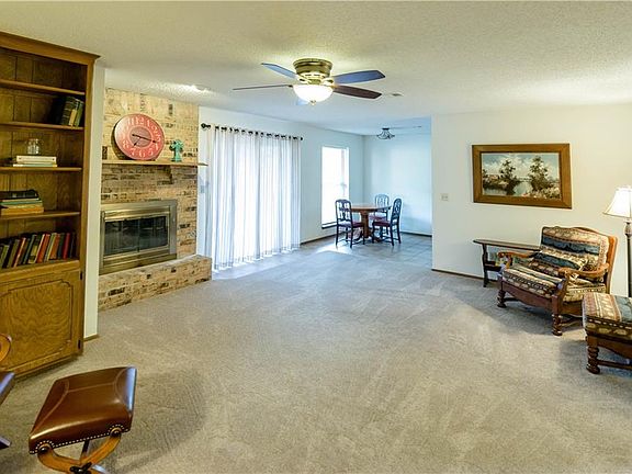 3rd image of 1506 Sherry Ct