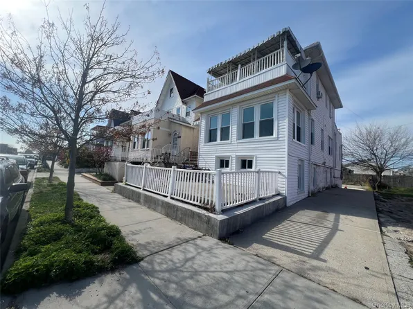 227 E Chester St, Long Beach, NY 11561