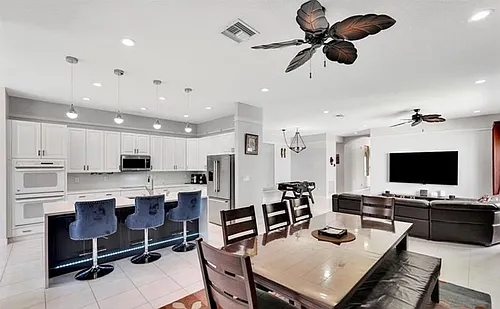 19084 Skyridge Cir Photo 1