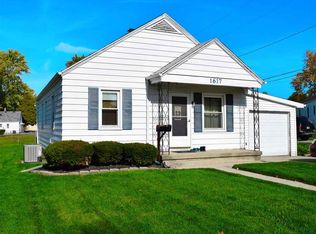 1617 Sprunger Ave, Fort Wayne, IN 46808
