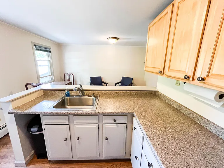 324 Center St #2 — Photo 5