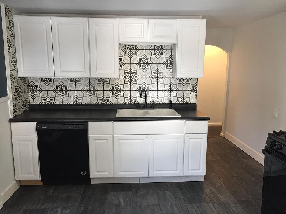 1st image of 346 Massachusetts Ave #2