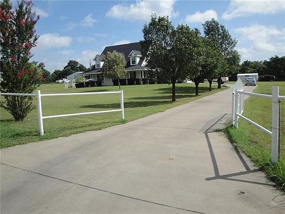 2nd image of 9708 County Road 603c