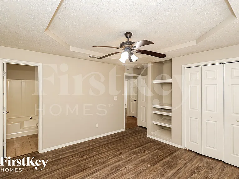 6450 Peppermill Ln — Photo 9