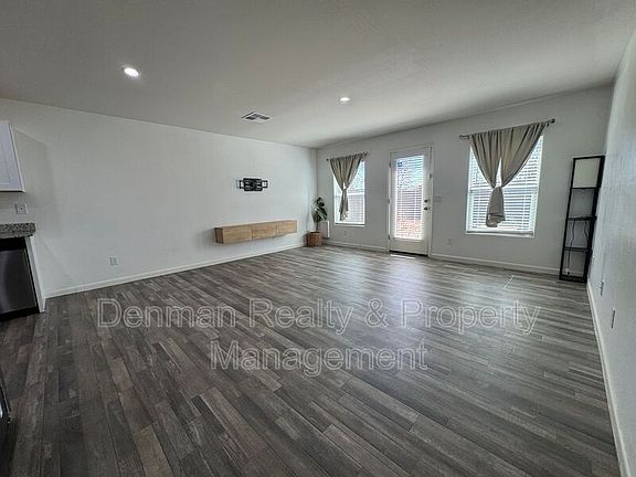 2nd image of 227 W Douglas Ave