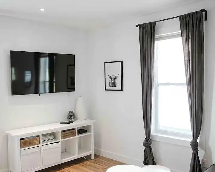 426 Wilson St E #1 — Photo 19